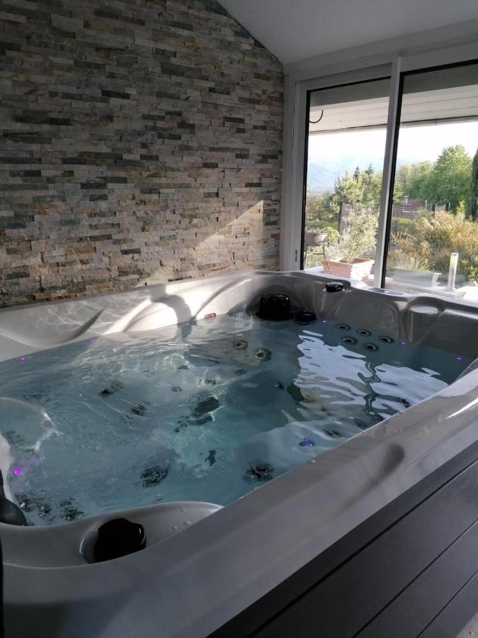 Adorelys Sejour Bien Etre - Spa Et Massage Saint-Cassien  Екстер'єр фото
